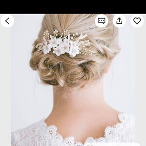 Elegant White Floral Hair Accessory